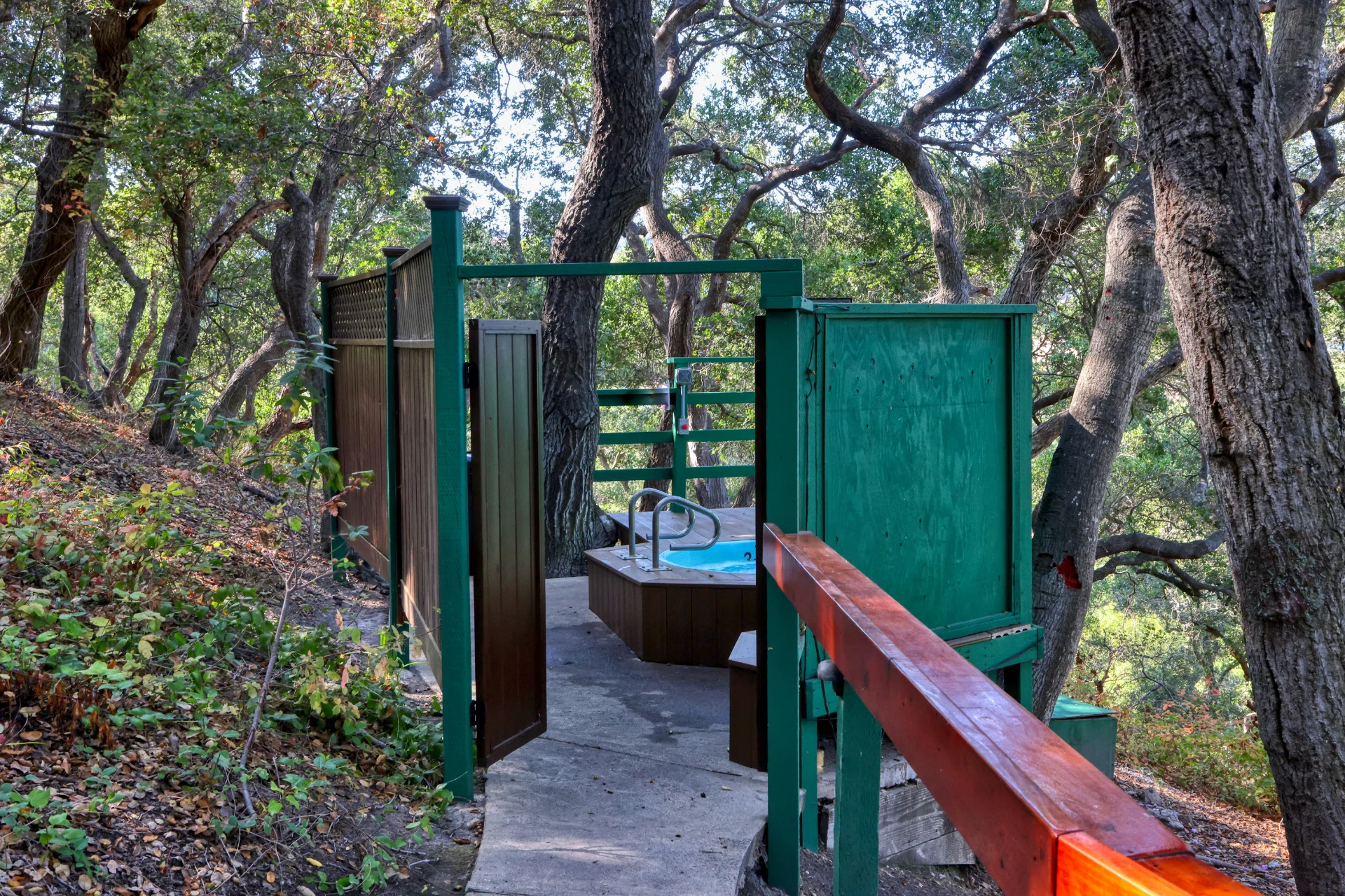 Enjoy hillside hot tubs at Sycamore Springs Resort and Spa!