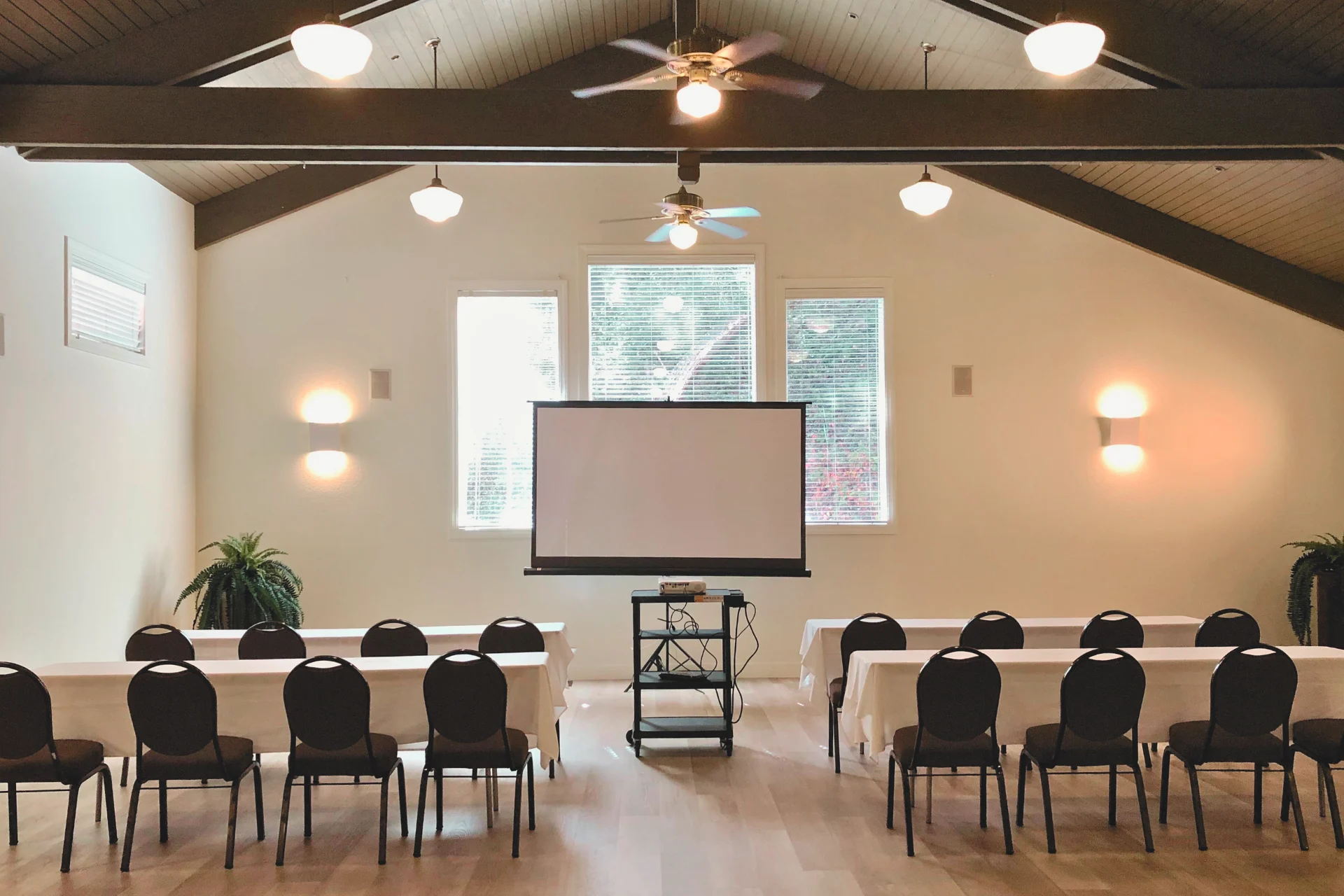 Palm Room Meeting Spaces, Meeting Rooms, and Banquet Rooms San Luis Obispo.