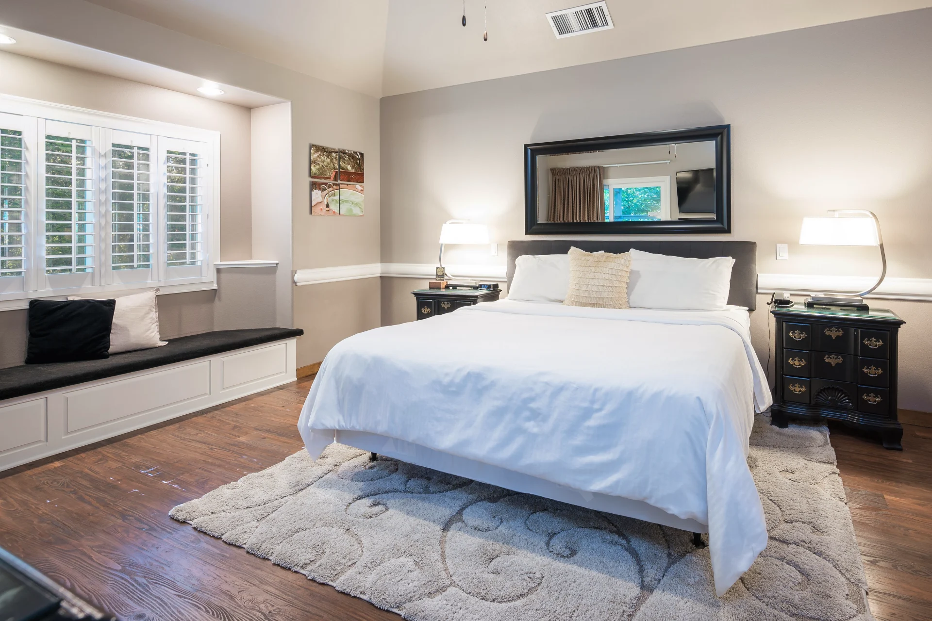West Meadow King Suite Room 701