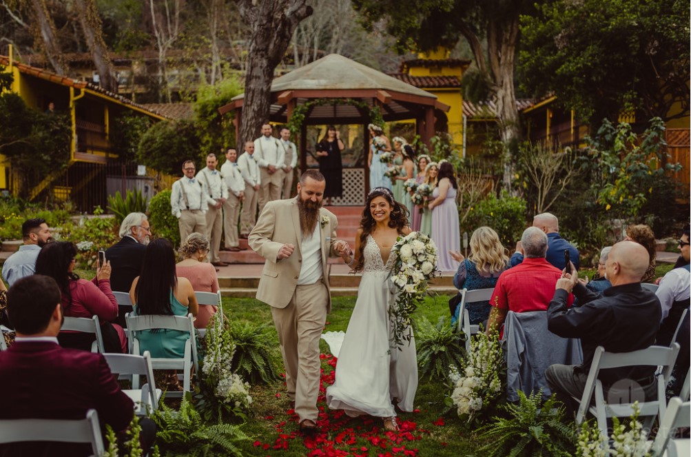 BrideandGroomCelebrate