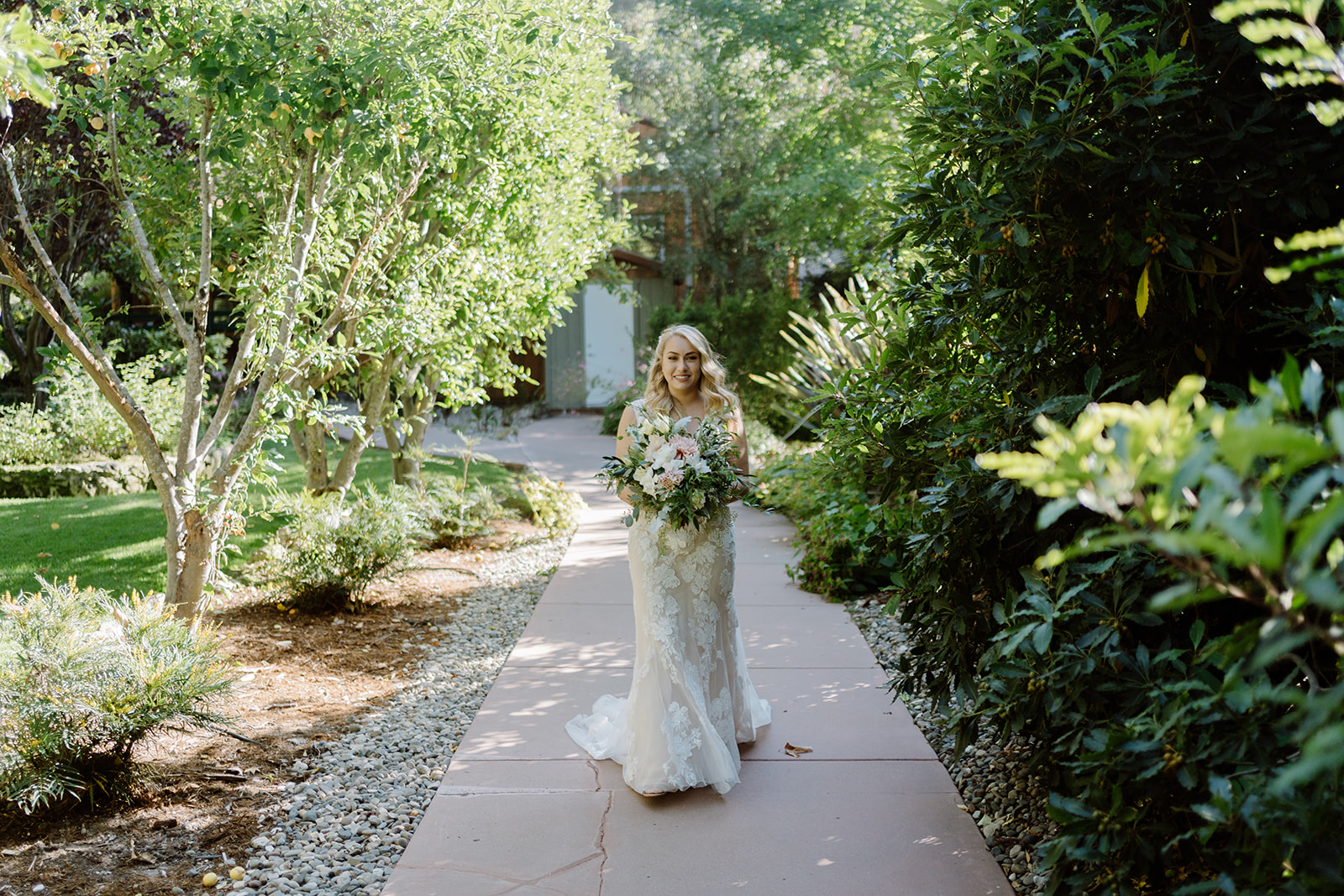 Natural beauty and eloquence define your perfect wedding day at Sycamore Mineral Springs Resort. Natural beauty and eloquence define your perfect wedding day at Sycamore Mineral Springs Resort.