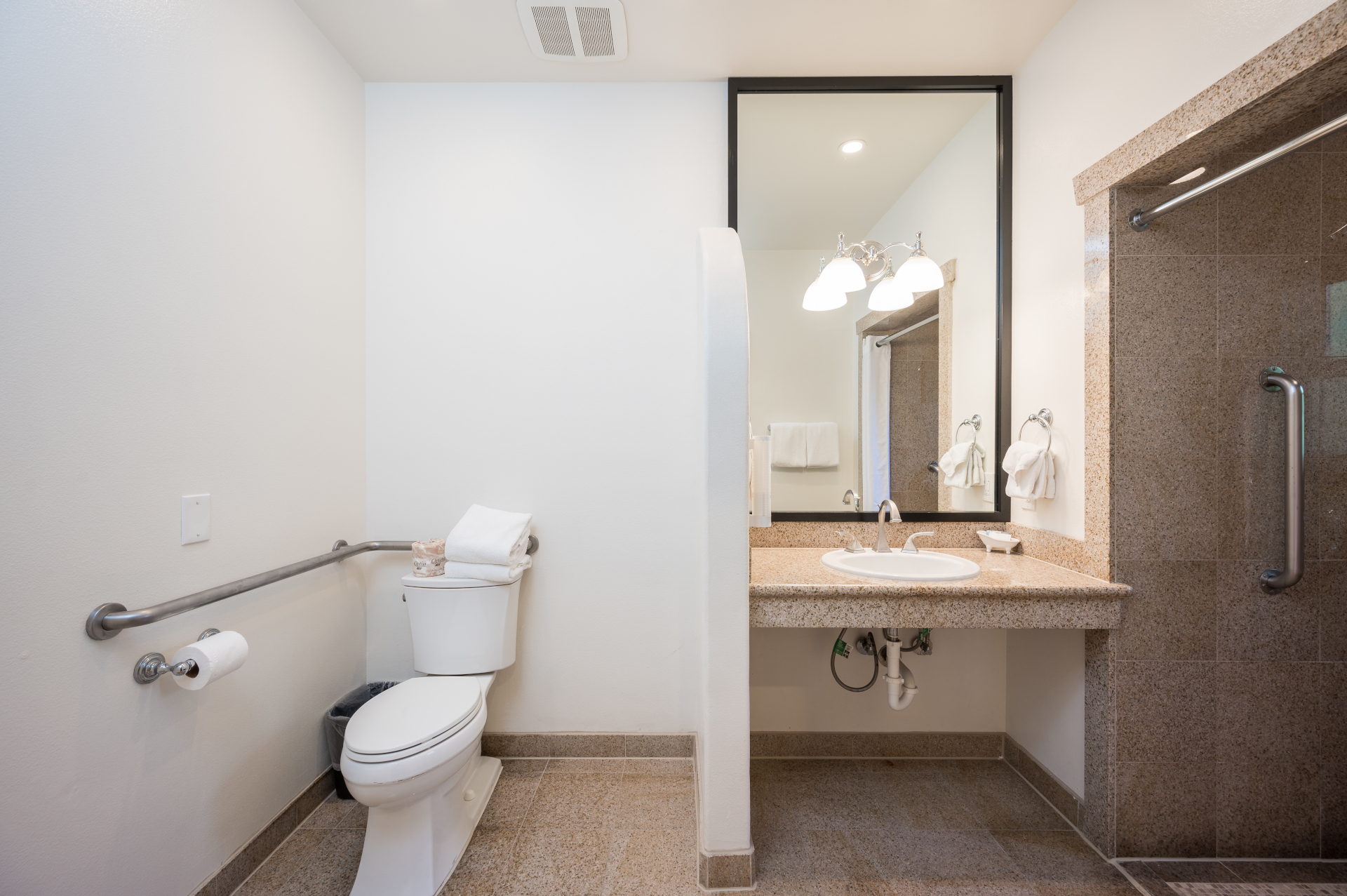 Sycamore West Meadow King Suite ADA Accessible