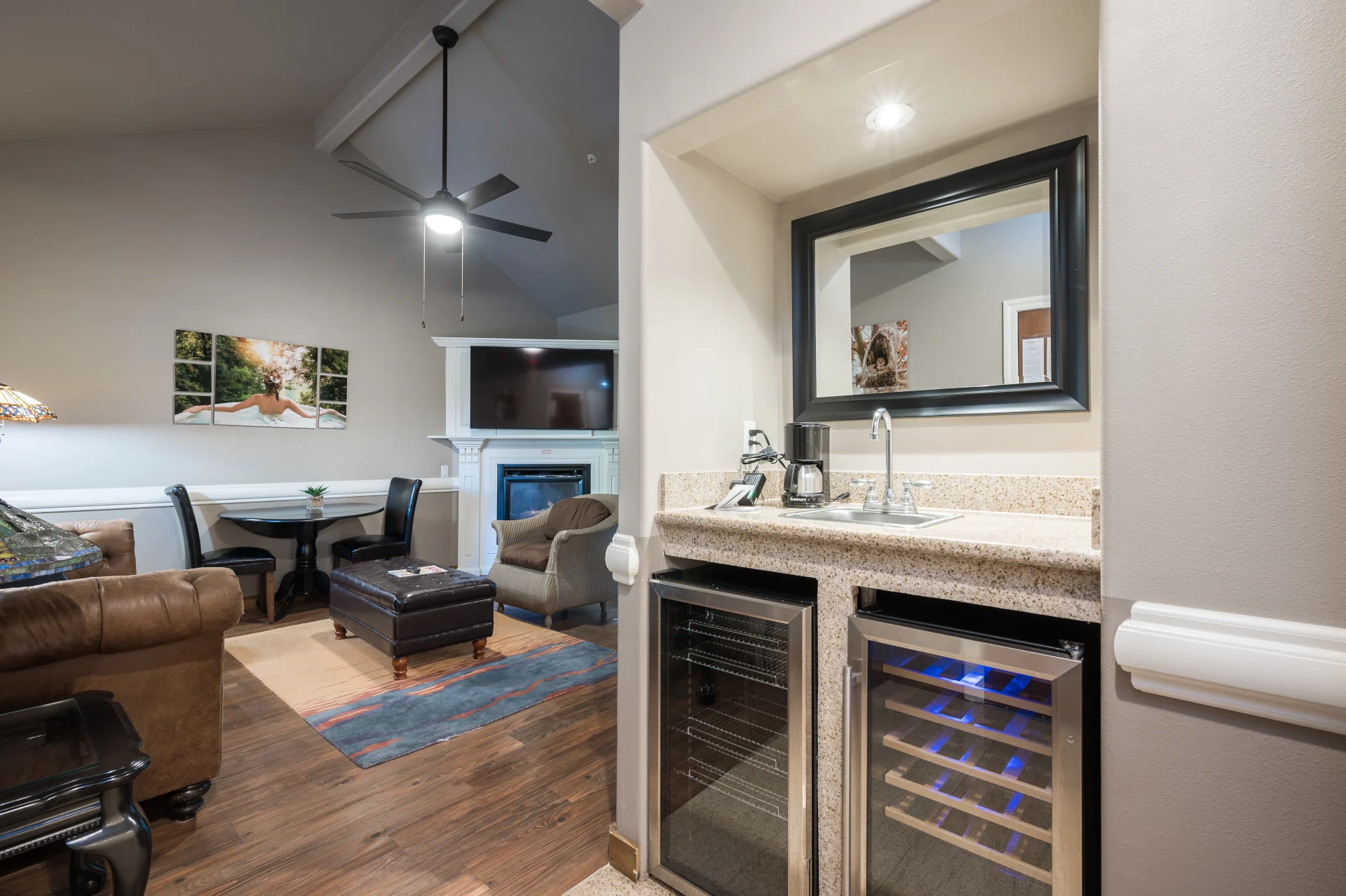 Sycamore West Meadow King Suite Sycamore West Meadow King Suite