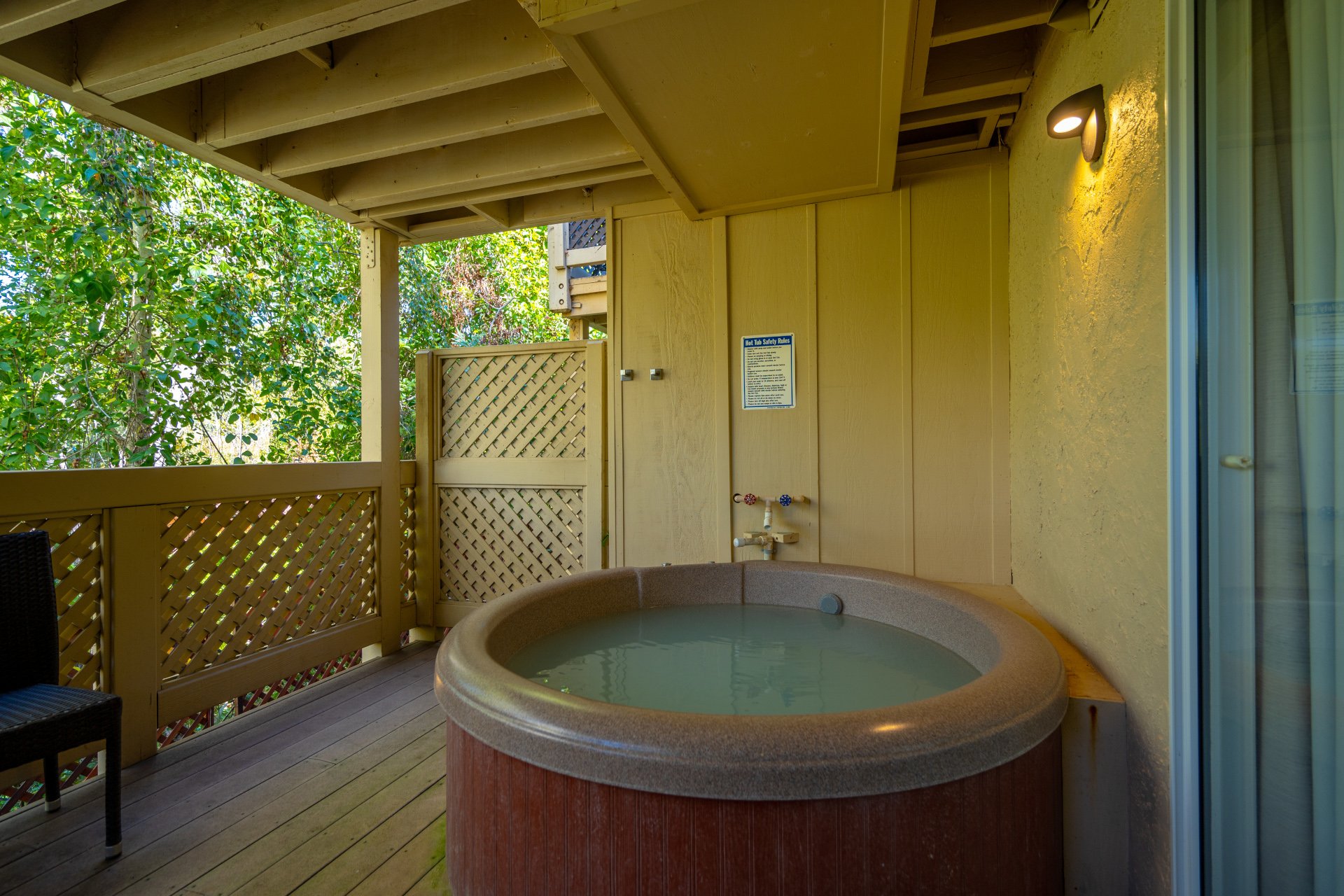 Sycamore Standard Double Queen Room 401, 405, 407