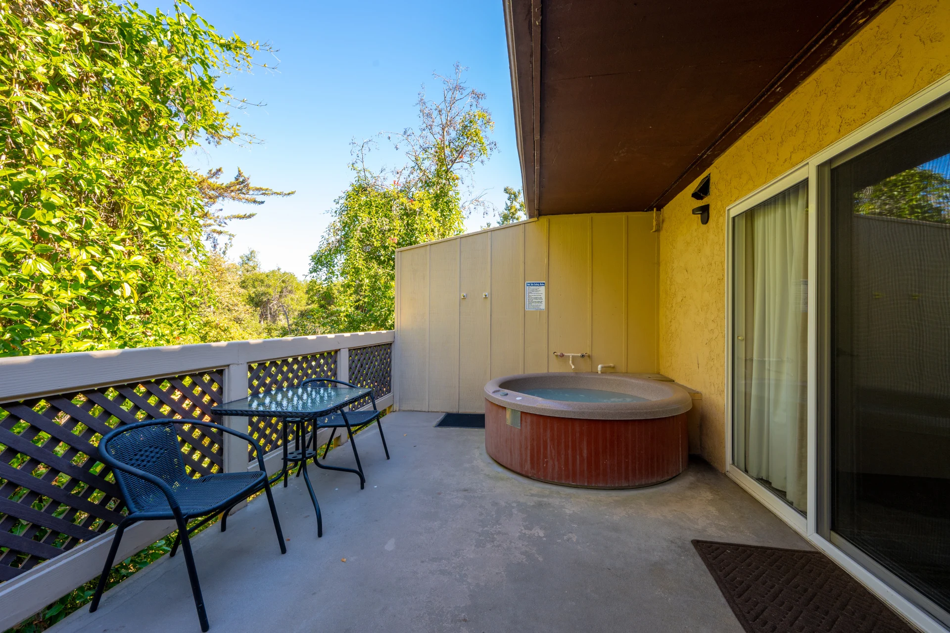 Sycamore Standard Double Queen Room 401, 405, 407