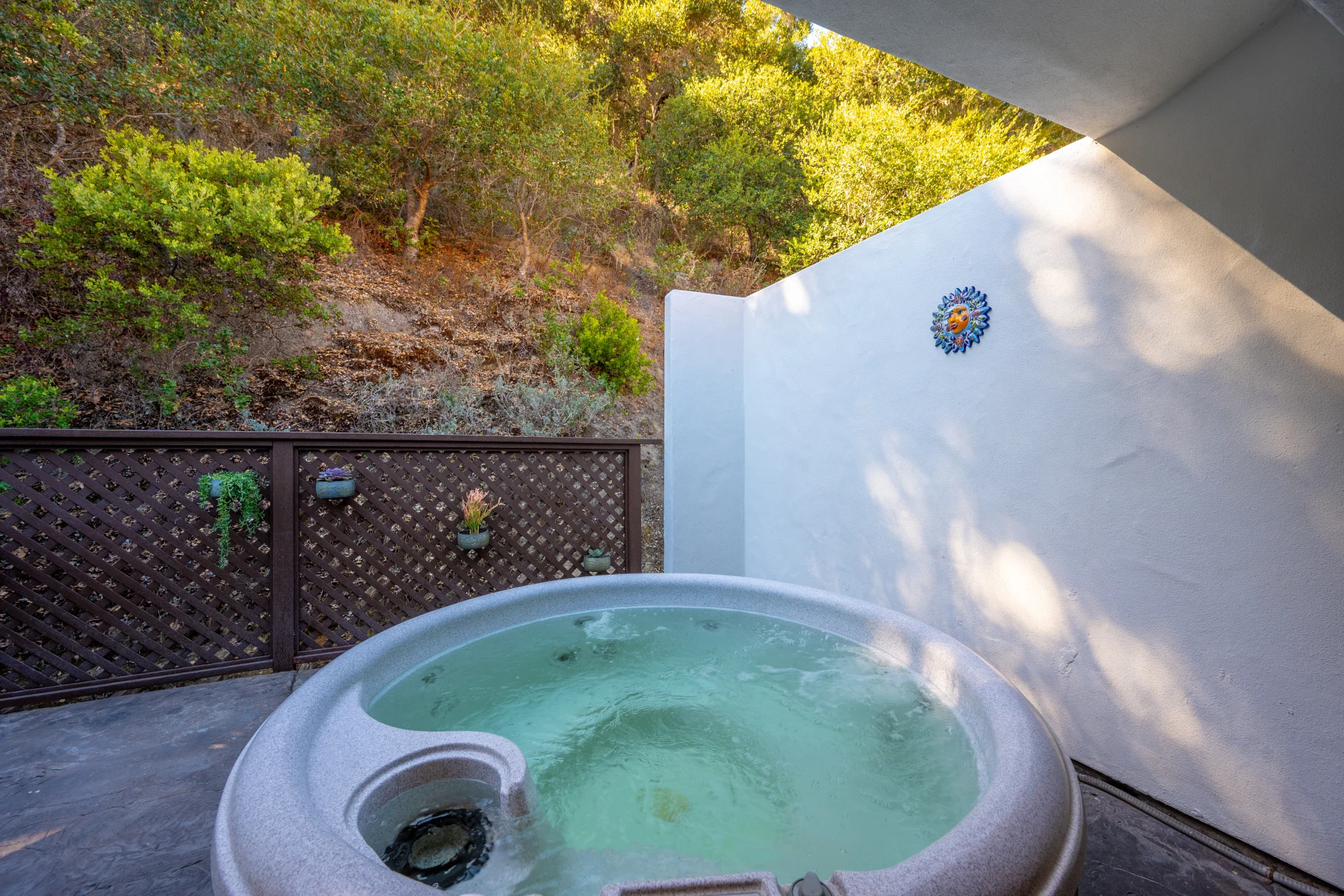 Sycamore Hillside King Suite