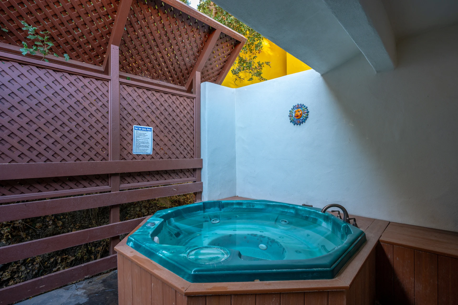 Sycamore Hillside King Suite