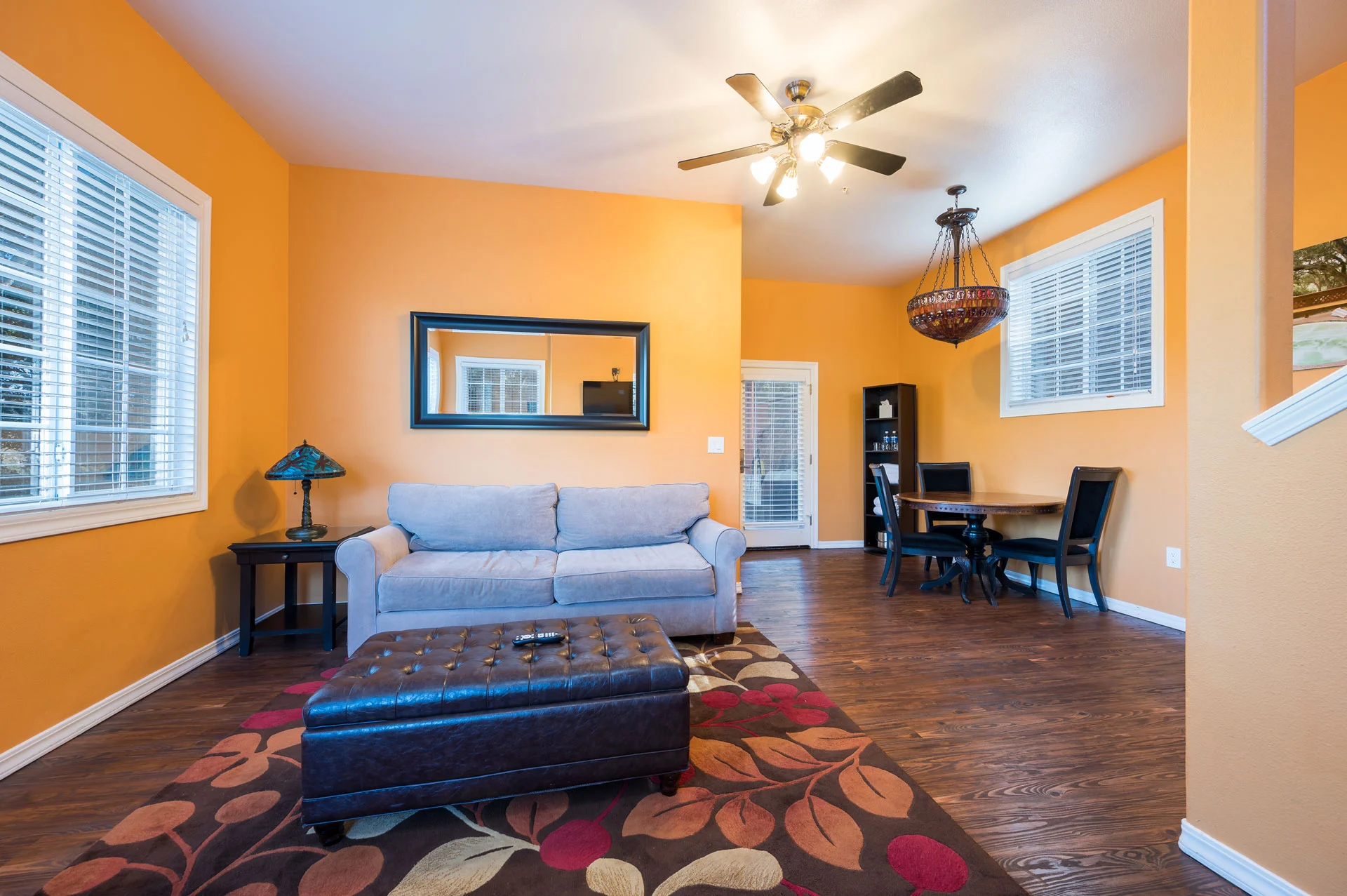 Sycamore Two Story Suite 601 Living Room Sycamore Two Story Suite 601 Living Room