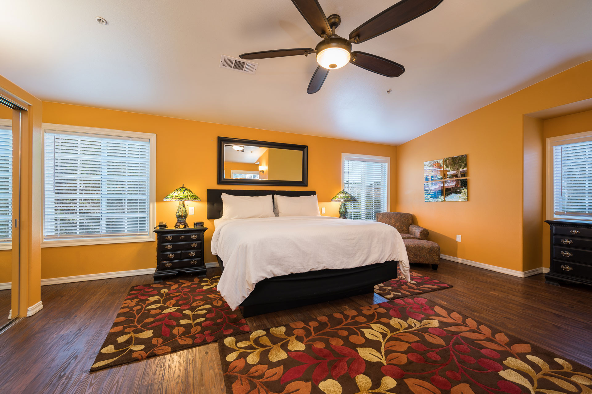 Sycamore Two Story Suite 602 Bedroom