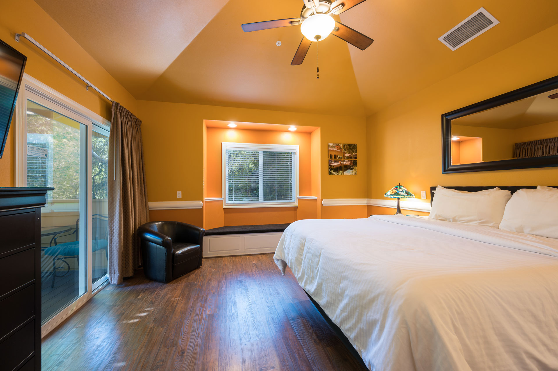 West Meadow King Suite Bedroom